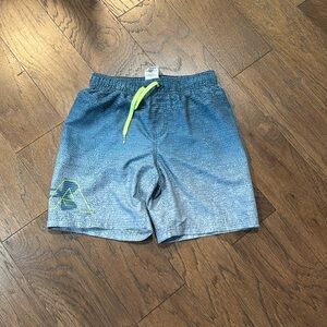 Boys size youth medium UA swim trunks in perfect condition!